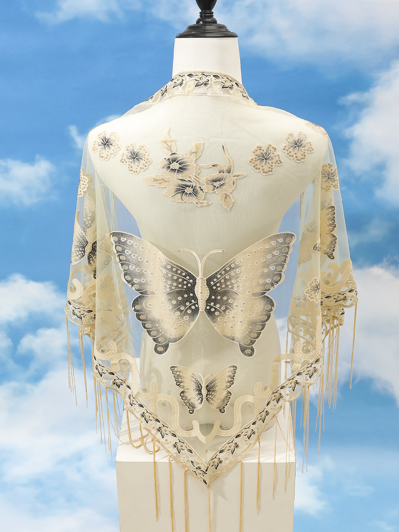 [Elegant Scarf] Elegant Breathable Triangle Scarf - 29.5"×55.1" Butterfly Flower Embroidery Lace Tassel Shawl Windproof Wrap Outdoor Accessories