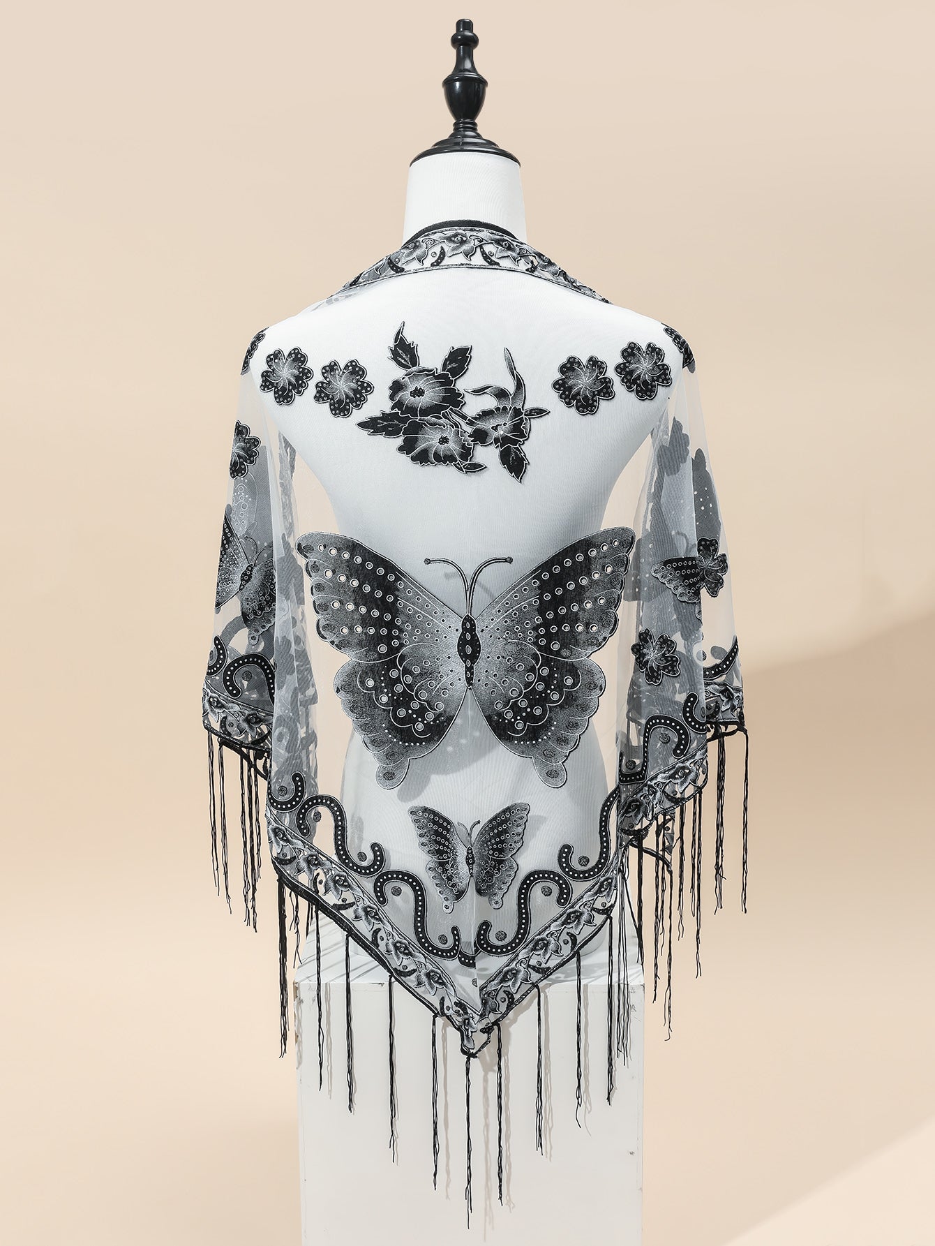 [Elegant Scarf] Elegant Breathable Triangle Scarf - 29.5"×55.1" Butterfly Flower Embroidery Lace Tassel Shawl Windproof Wrap Outdoor Accessories