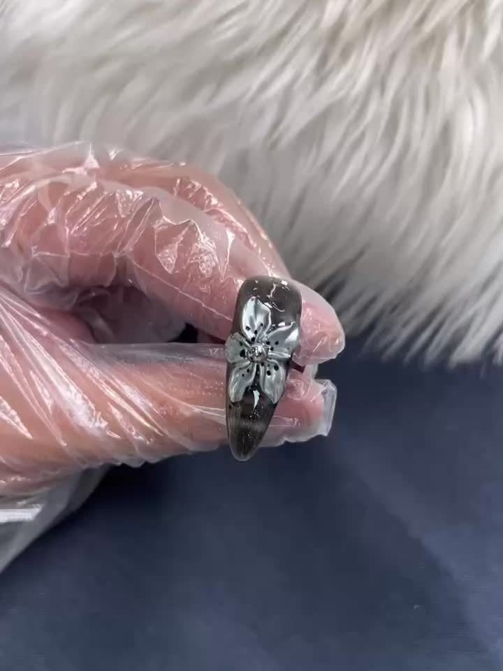 [Luxury Press-On Nails] Luxury Handmade Press-On Nails: Elegant Golden and Floral Motifs with Leopard Accents