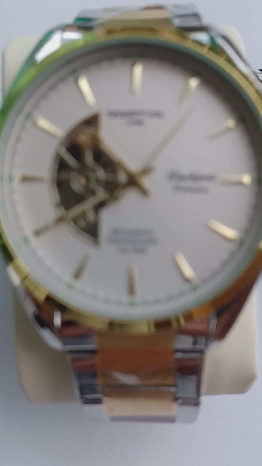 Reloj Martyn Line Automático Acero Plateado y Dorado